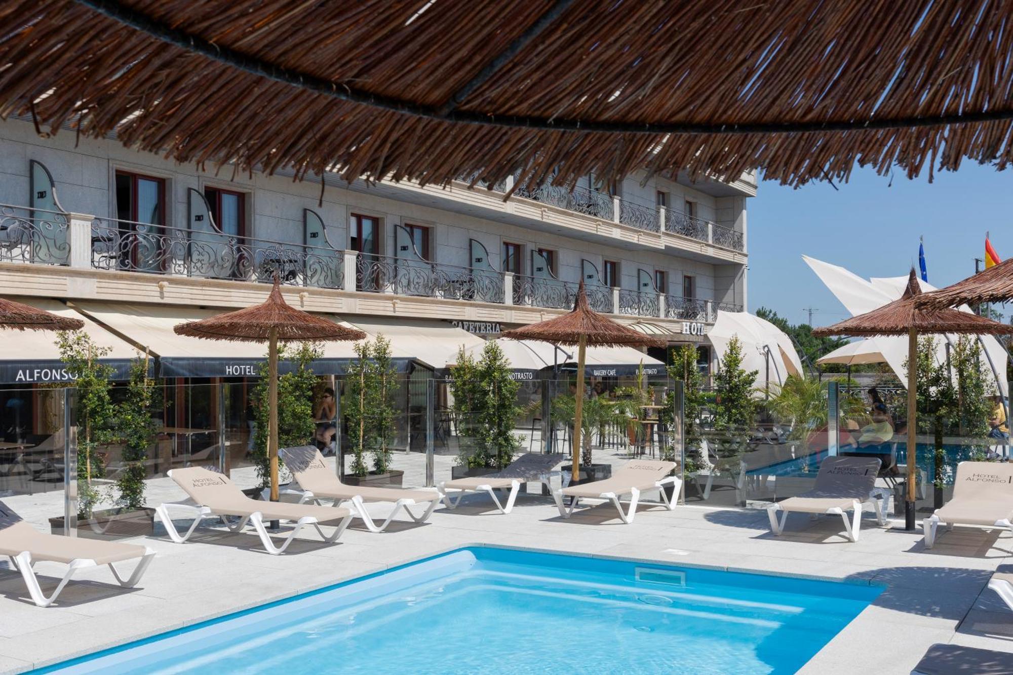 Hotel Alfonso I Tui Exterior photo
